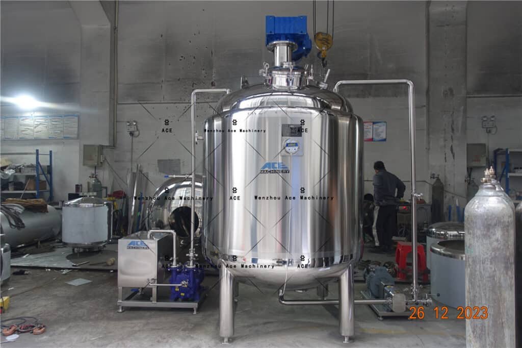 Industrial Mixing Tank